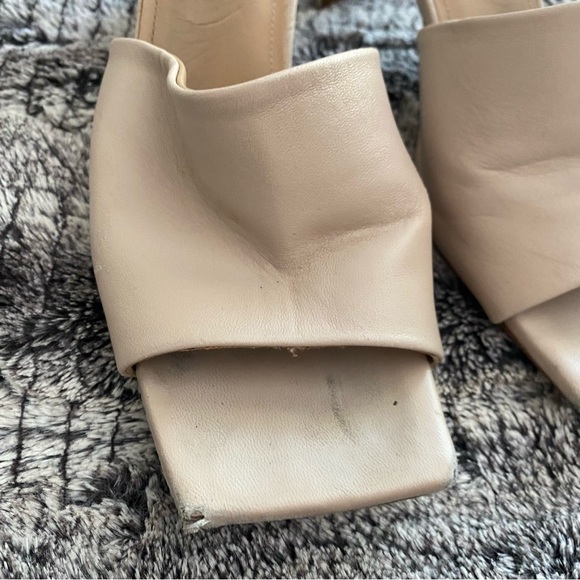 And Other Stories Size 39 Open Toes Square Heel in Nude - Picture 2 of 6